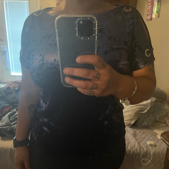 Blouse - Picture 3 of 3